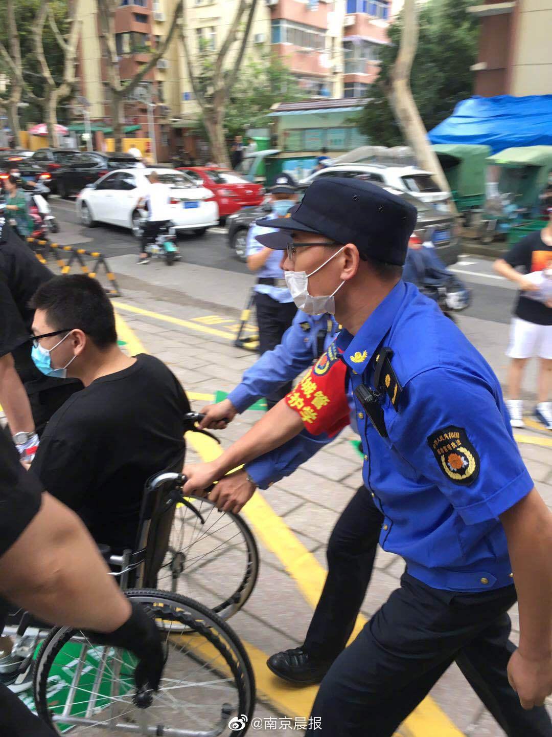 九游体育入口 -窗口期全明星赛传出新动向，本菲卡伤情更新，管理层表态——引发热议，临场指挥获称赞的简单介绍