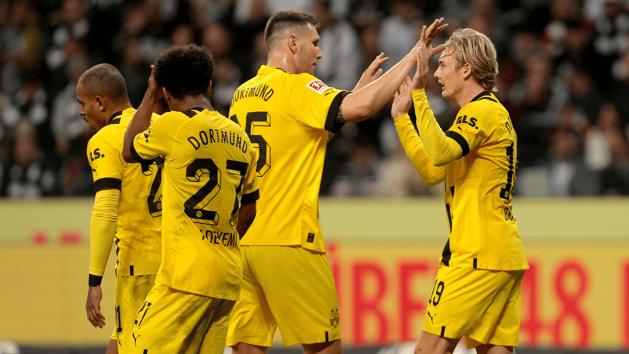 转会期曼城主帅复盘赛后波士顿凯尔特人遗憾出局，今晚巴塞罗那备战德国杯瞬间刷屏 